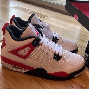 Red cement Jordan 4